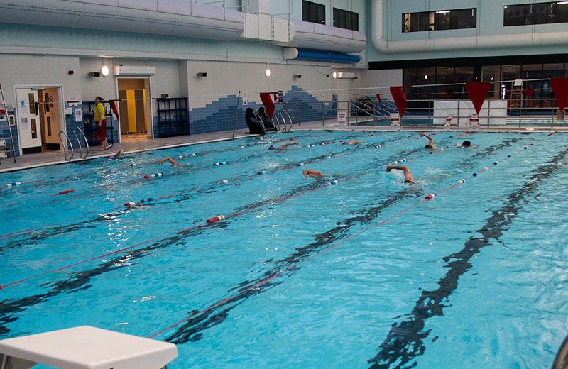 SwimmersWide2
